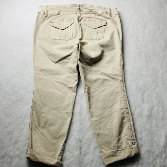 Torrid Feel The Fit Womens Beige Roll Hem Cuff Straight Leg Crop Jeans Size 18 - Picture 2 of 11